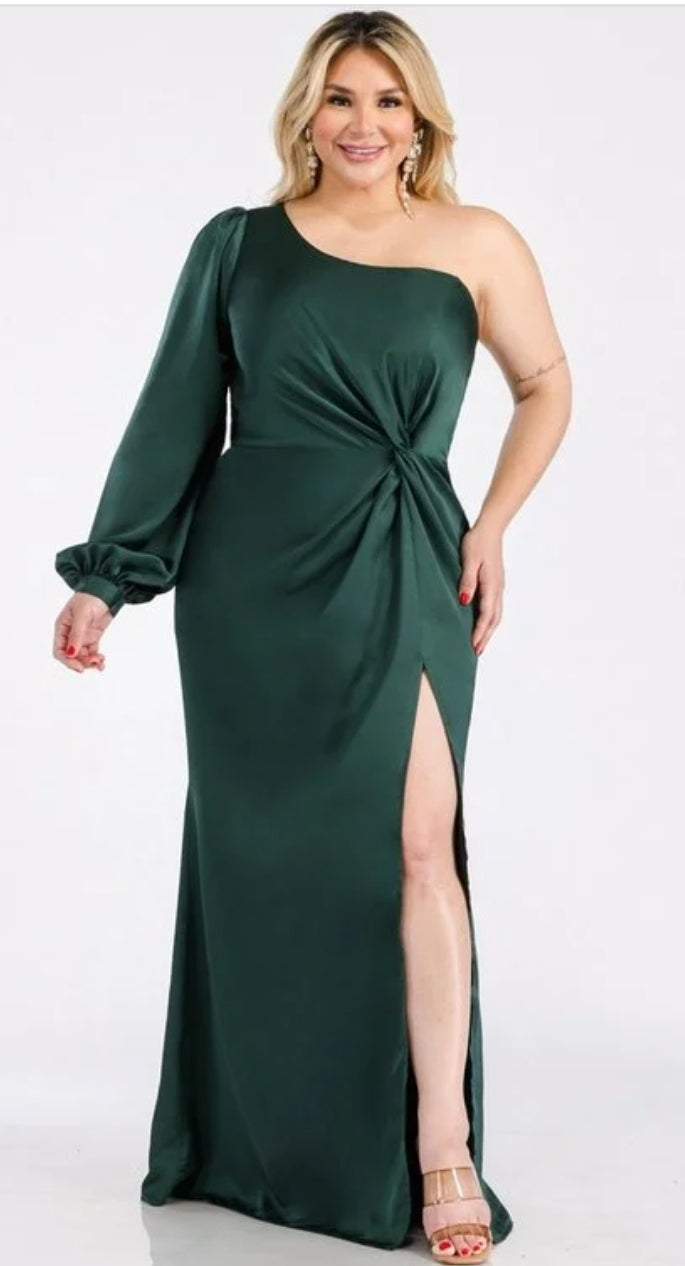 HUNTER PLUS MAXY ONE SHOULDER DRESS