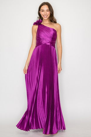 ONE SHOULDER PLEATED MAXY DRESS