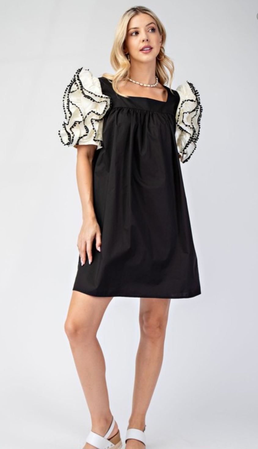BLACK SHORT DRESS WITH RUFFLES SLEEVES